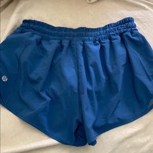 Lululemon shorts size 4